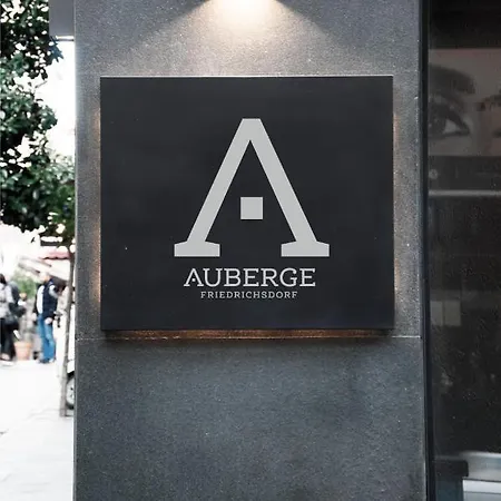 فندق Auberge-living 3*